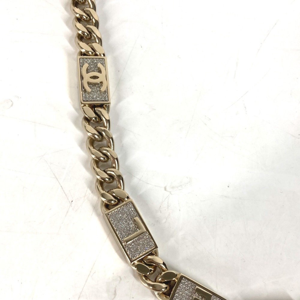 CHANEL Gold Belt - Picture 3 of 16